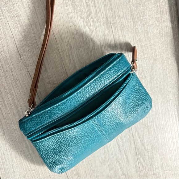 Teal Leather Wristlet - Picture 4 of 4